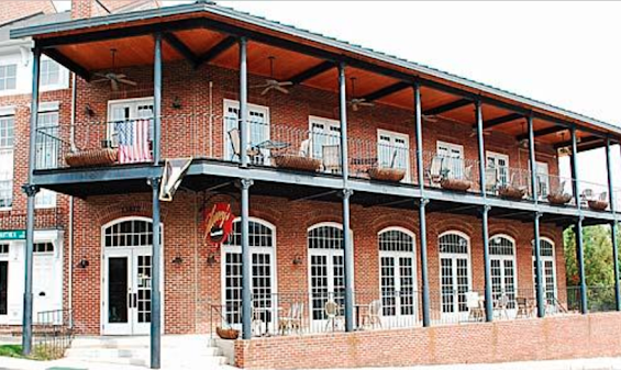 Harvey’s Bar and Grill