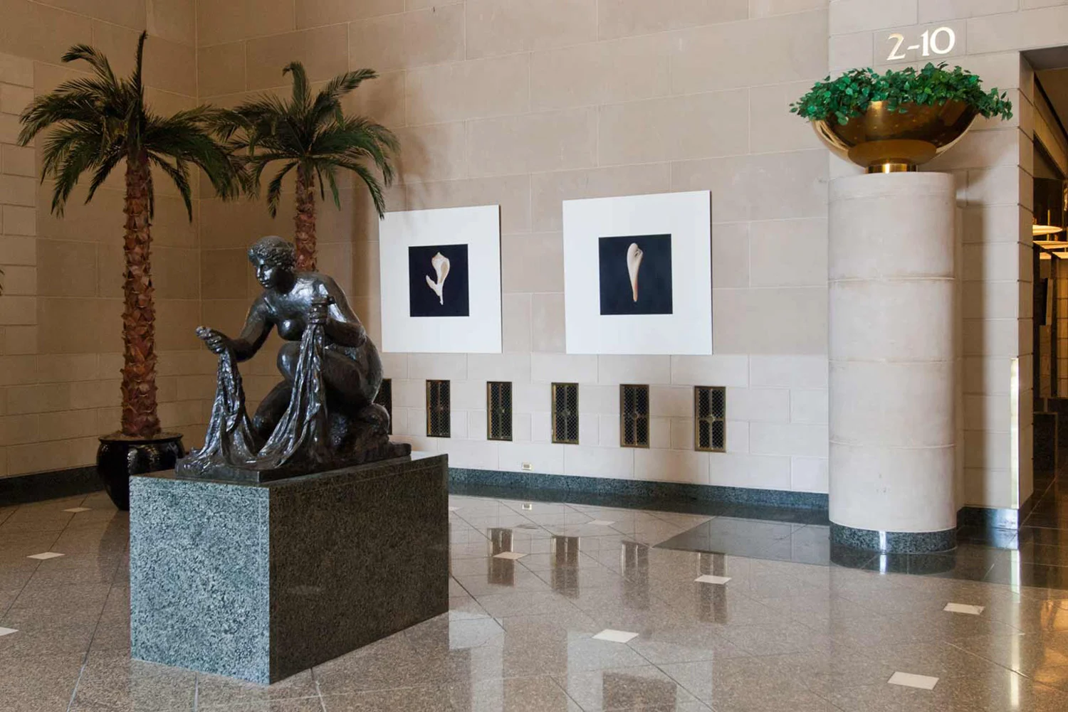 The Shell Collection Exhibition, BankAmerica Center, Orlando