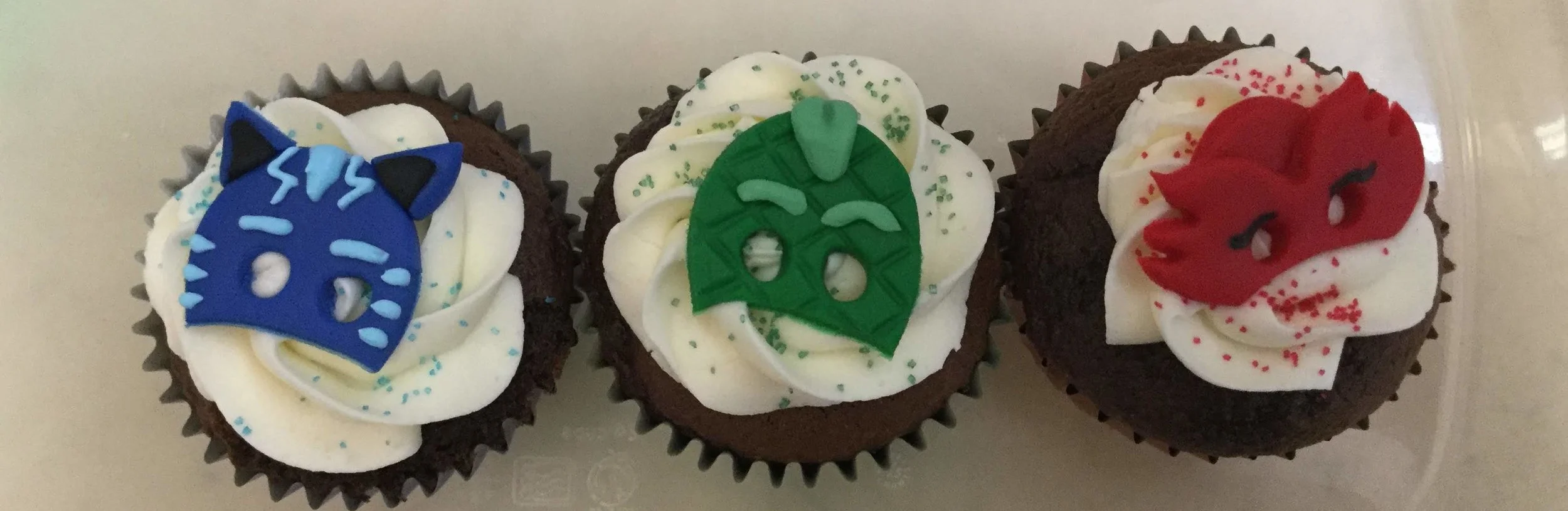 Have the treats at your next party looking beautiful, created by Jacob’s Abuela!