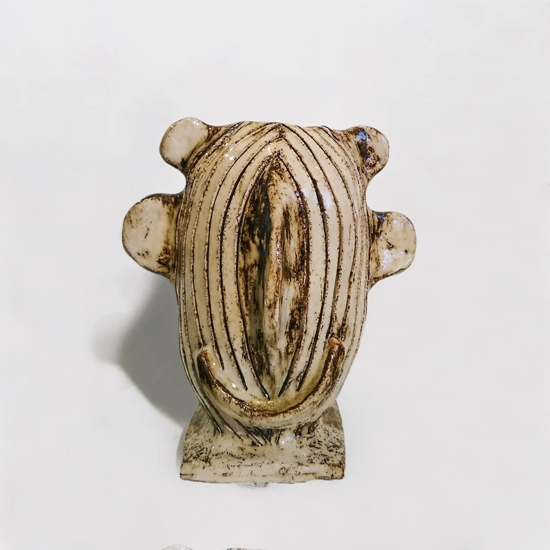 VASE_3.jpg
