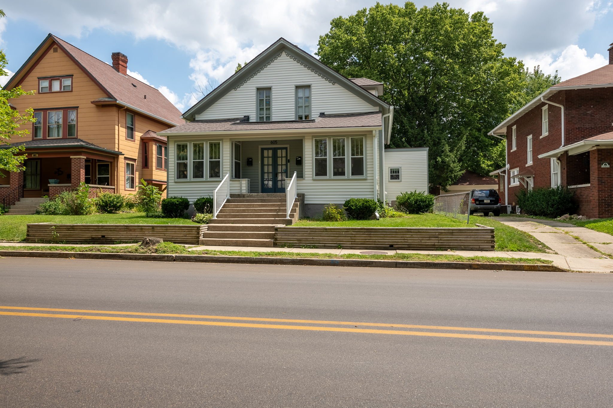 2-web-or-mls-605-s-9th-st.jpg