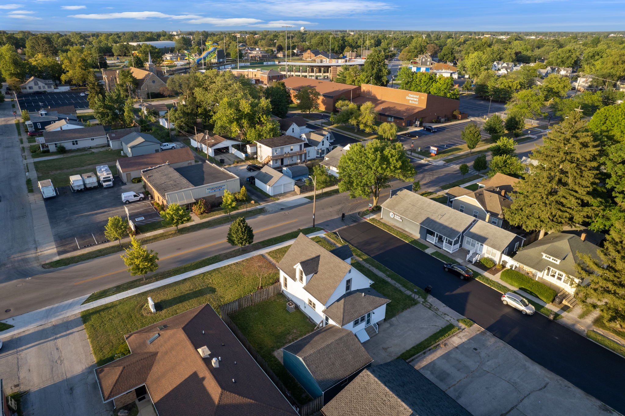 3-web-or-mls-2049-kossuth-st.jpg