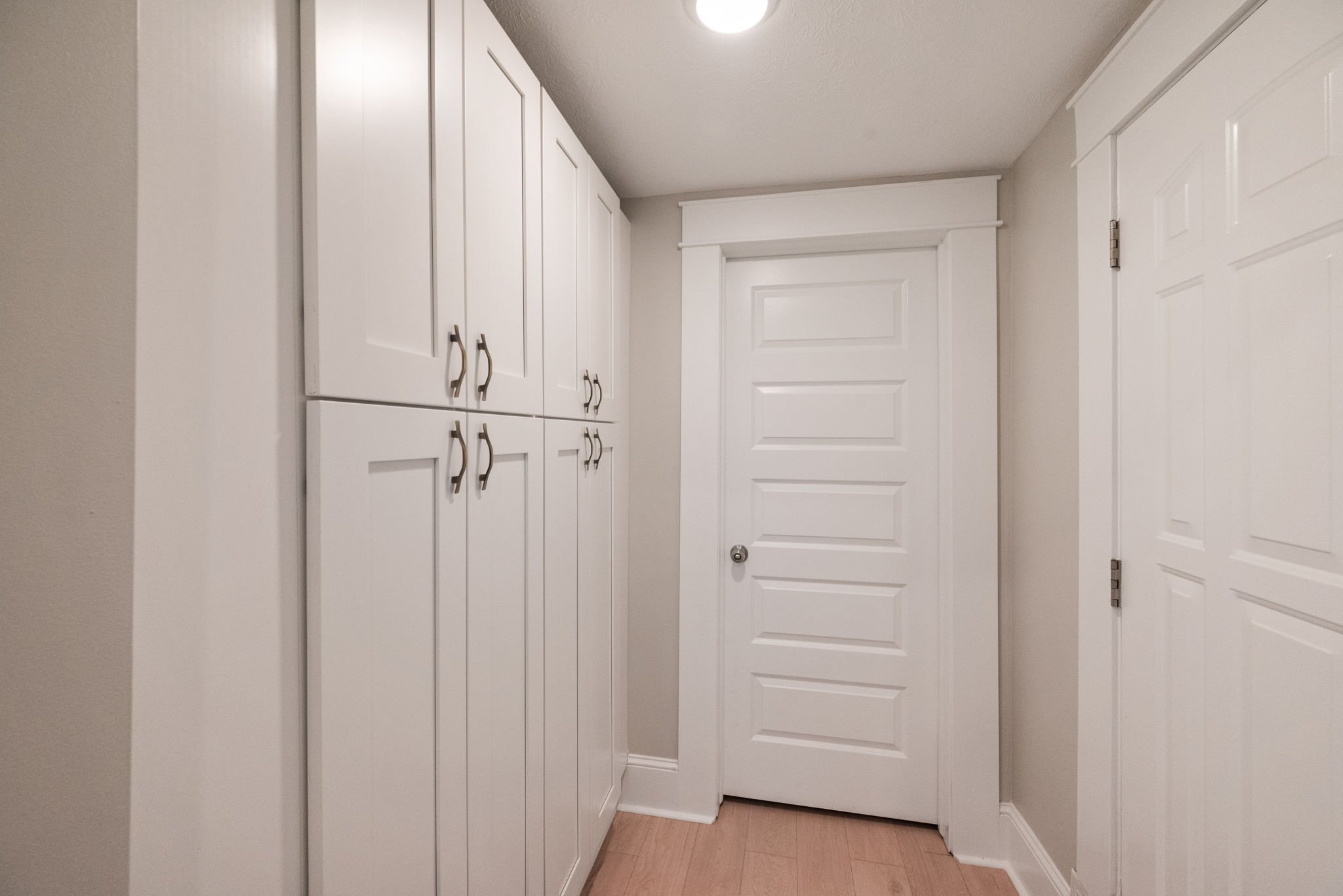 20-web-or-mls-2049-kossuth-st.jpg