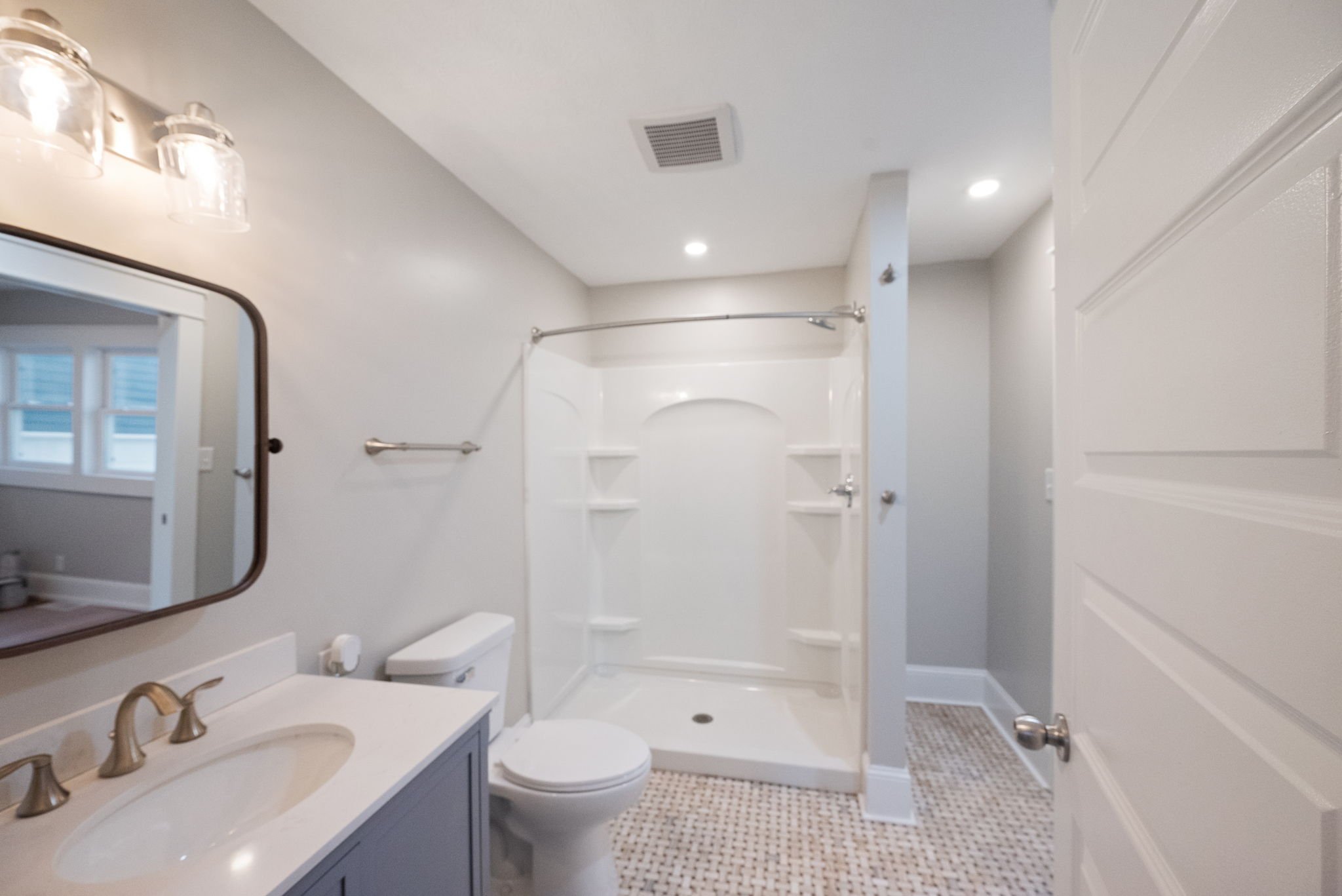 24-web-or-mls-2049-kossuth-st.jpg