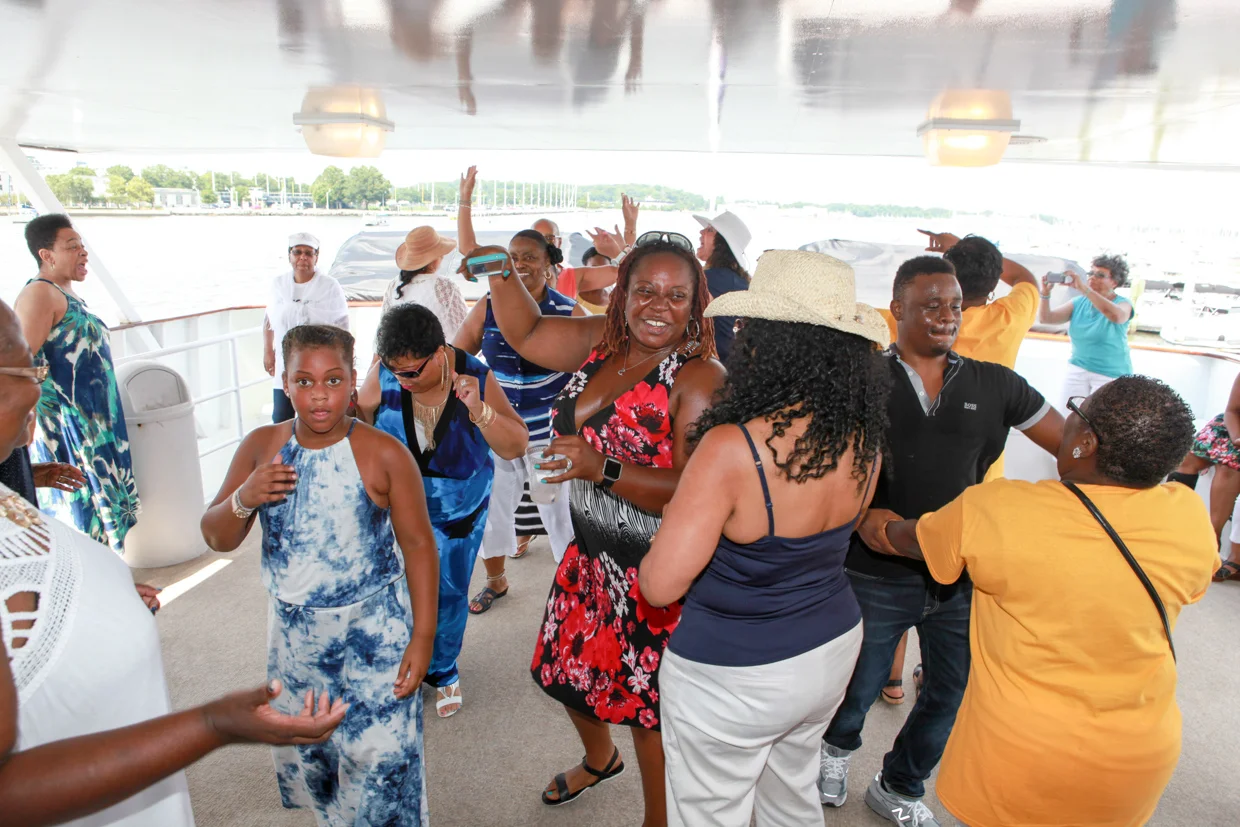 Boatride-355 (1).jpg
