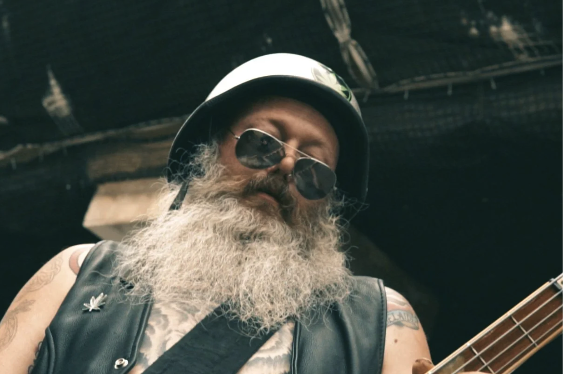 Staring at the Walls