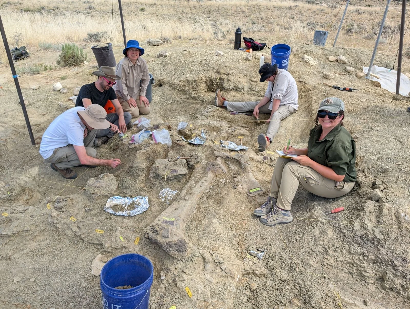Volunteers working on femur.jpg