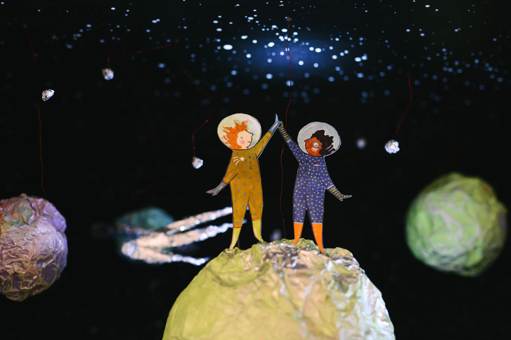 diorama astronauts (2 of 2).jpg