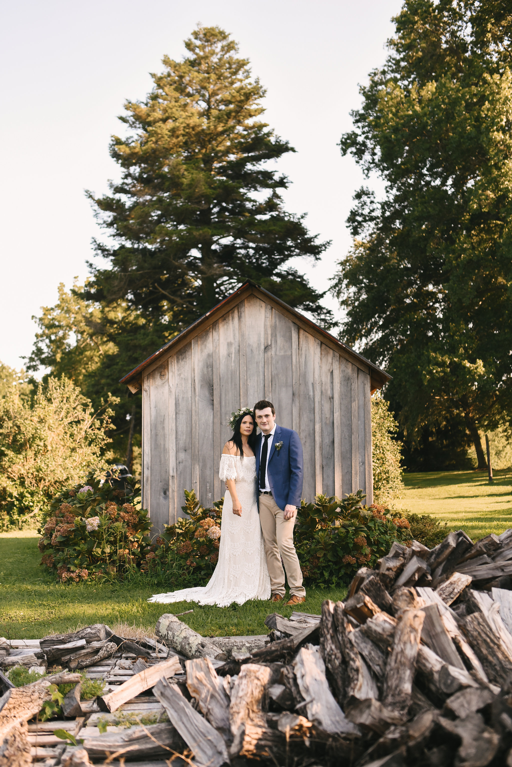 Premium Photo  Bride on summer field sunbeams seen through transparent dress  skirt fabric rustic outdoor wedding