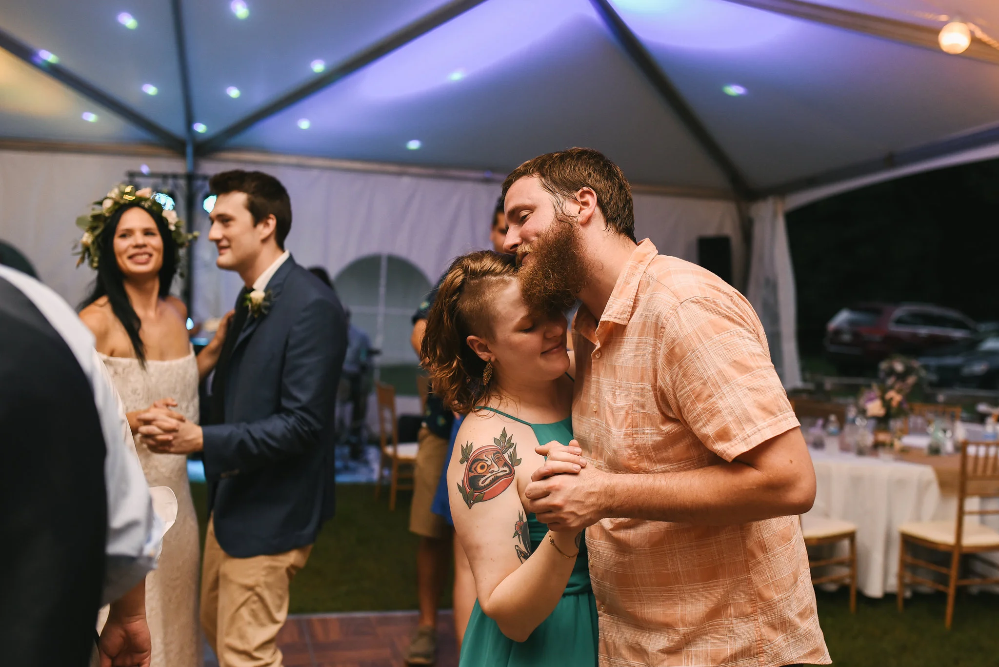 Maryland, Eastern Shore, Baltimore Wedding Photographer, Romantic, Boho, Backyard Wedding, Nature, Couple Slow Dancing at Reception