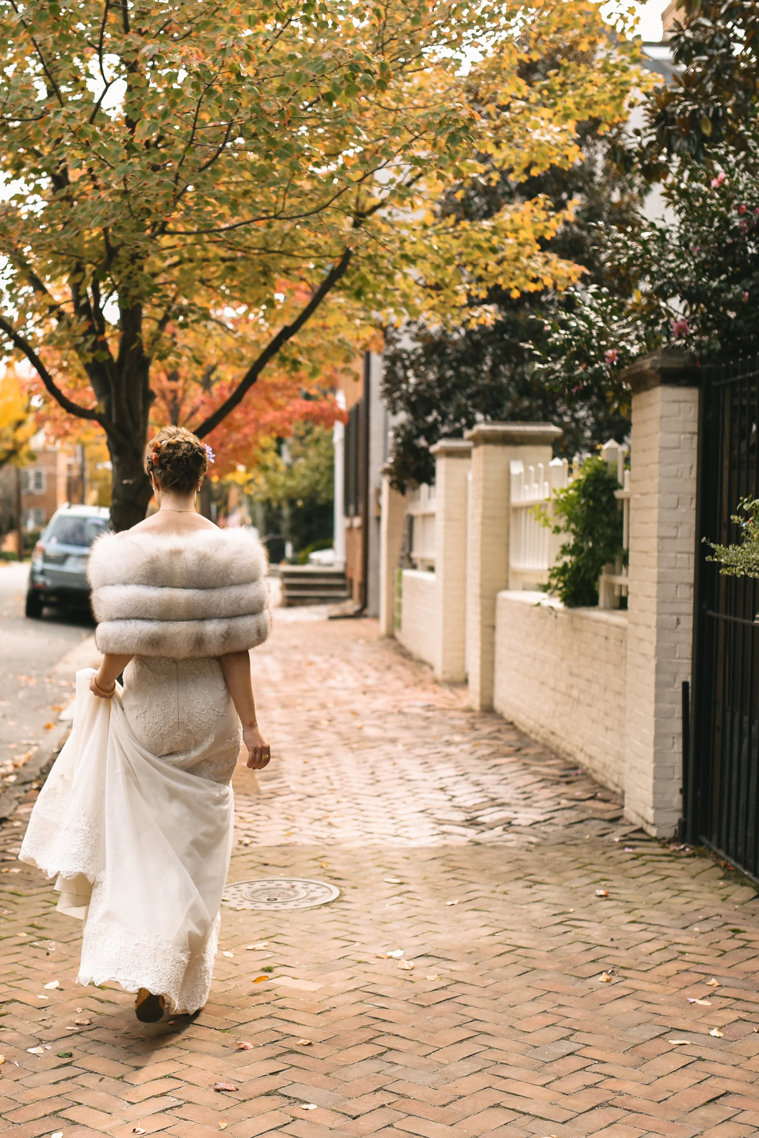 Rustic Old Town Alexandria Wedding in the Fall McKenzie Elizabeth