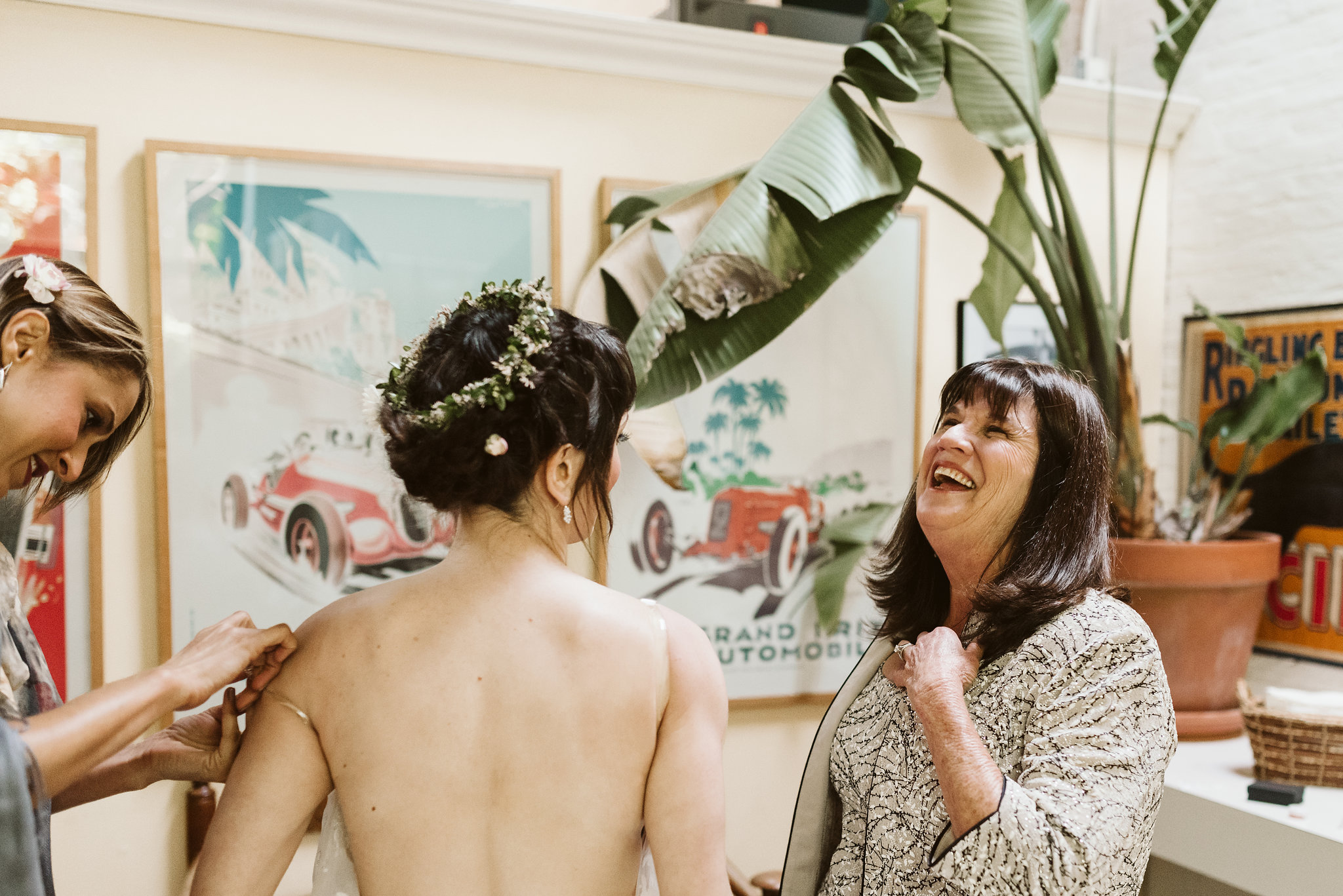  Baltimore, Maryland Wedding Photographer, Hampden, Eco-Friendly, Green, The Elm, Simple and Classic, Vintage, Bride Getting Ready with Family, Flower Crown, Smoke and Mirrors Salon 