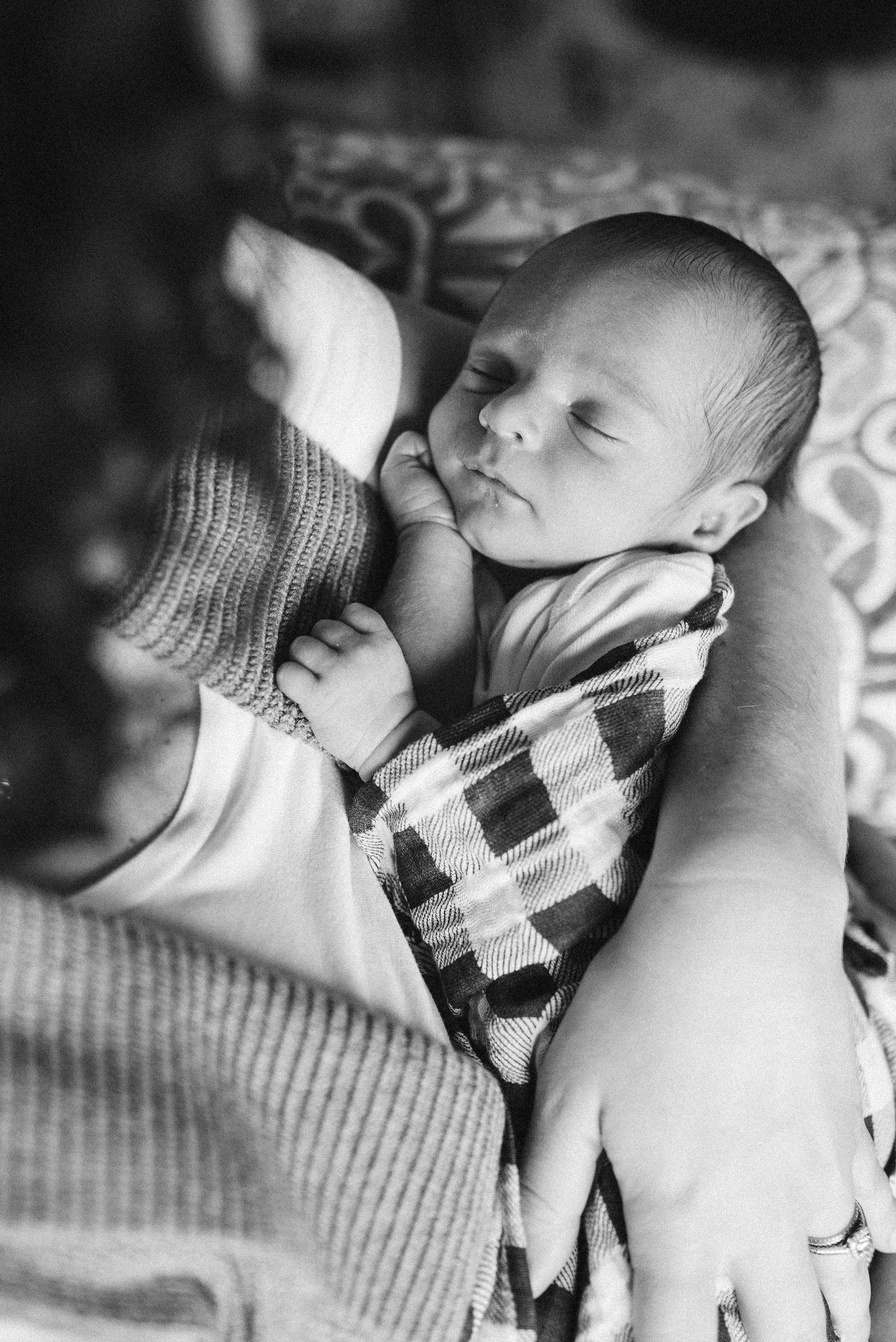 NewbornFinlay-20.jpg