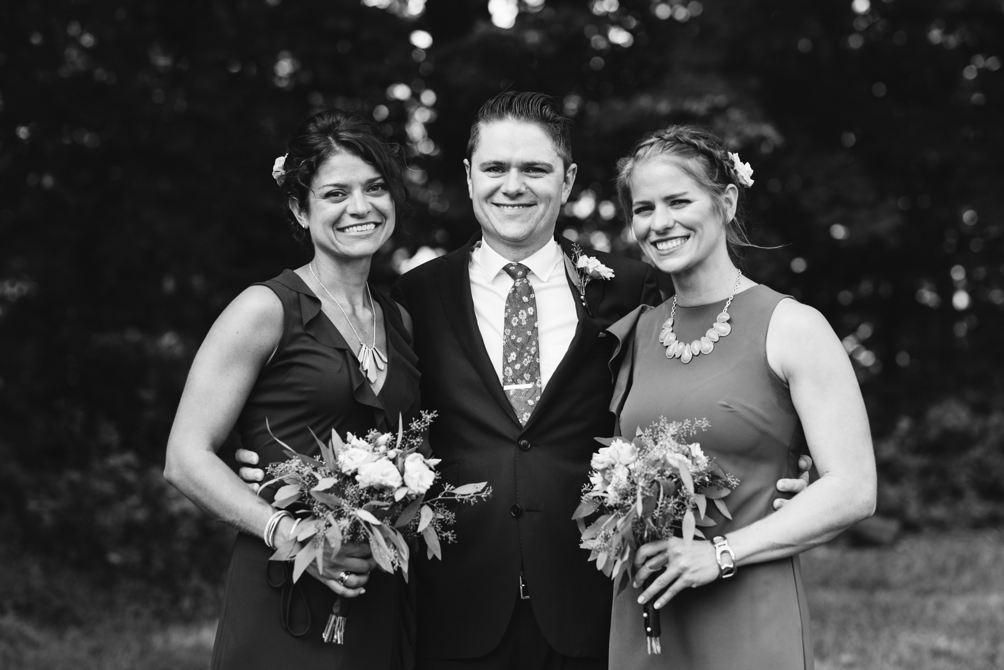 Pop-up Ceremony, Outdoor Wedding, Casual, Simple, Lake Roland, Baltimore, Maryland Wedding Photographer, Laid Back, September Wedding, Groom with Sisters, Black and White Photo