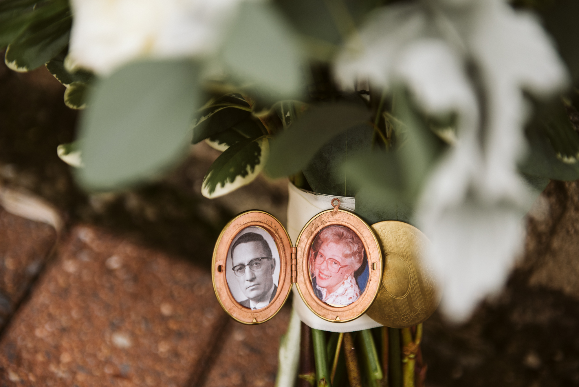 Elegant, Columbia Country Club, Chevy Chase Maryland, Baltimore Wedding Photographer, Classic, Traditional, Jewish Wedding, Wedding Bouquet with Locket Holding Grandparents' Photos