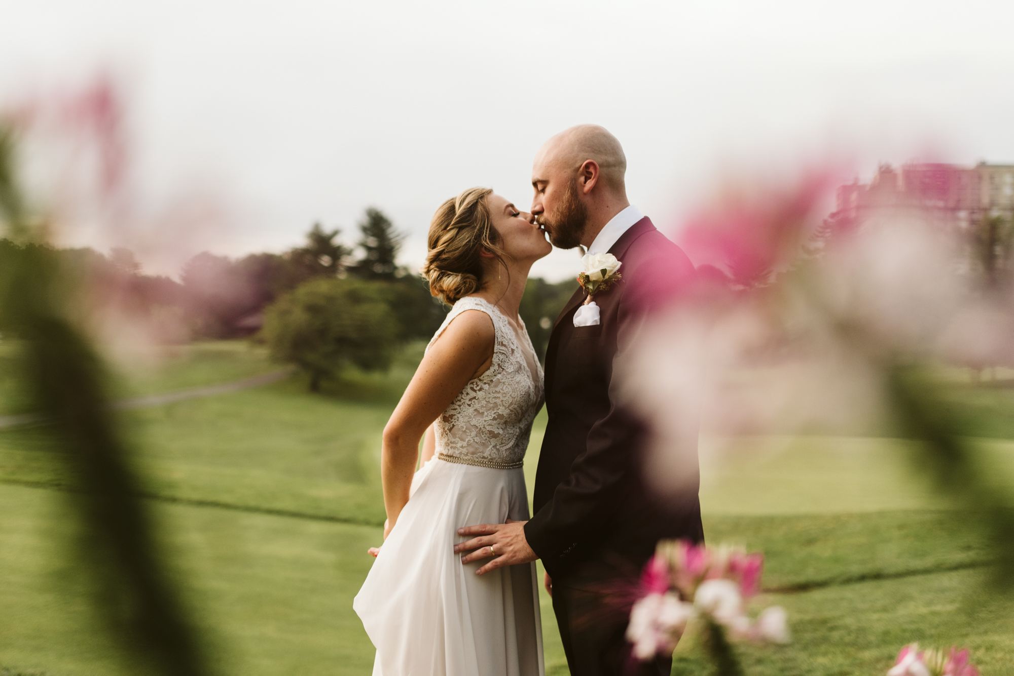 Elegant, Columbia Country Club, Chevy Chase Maryland, Baltimore Wedding Photographer, Classic, Traditional, Romantic Photo of Bride and Groom Kissing, Pink and White Flowers