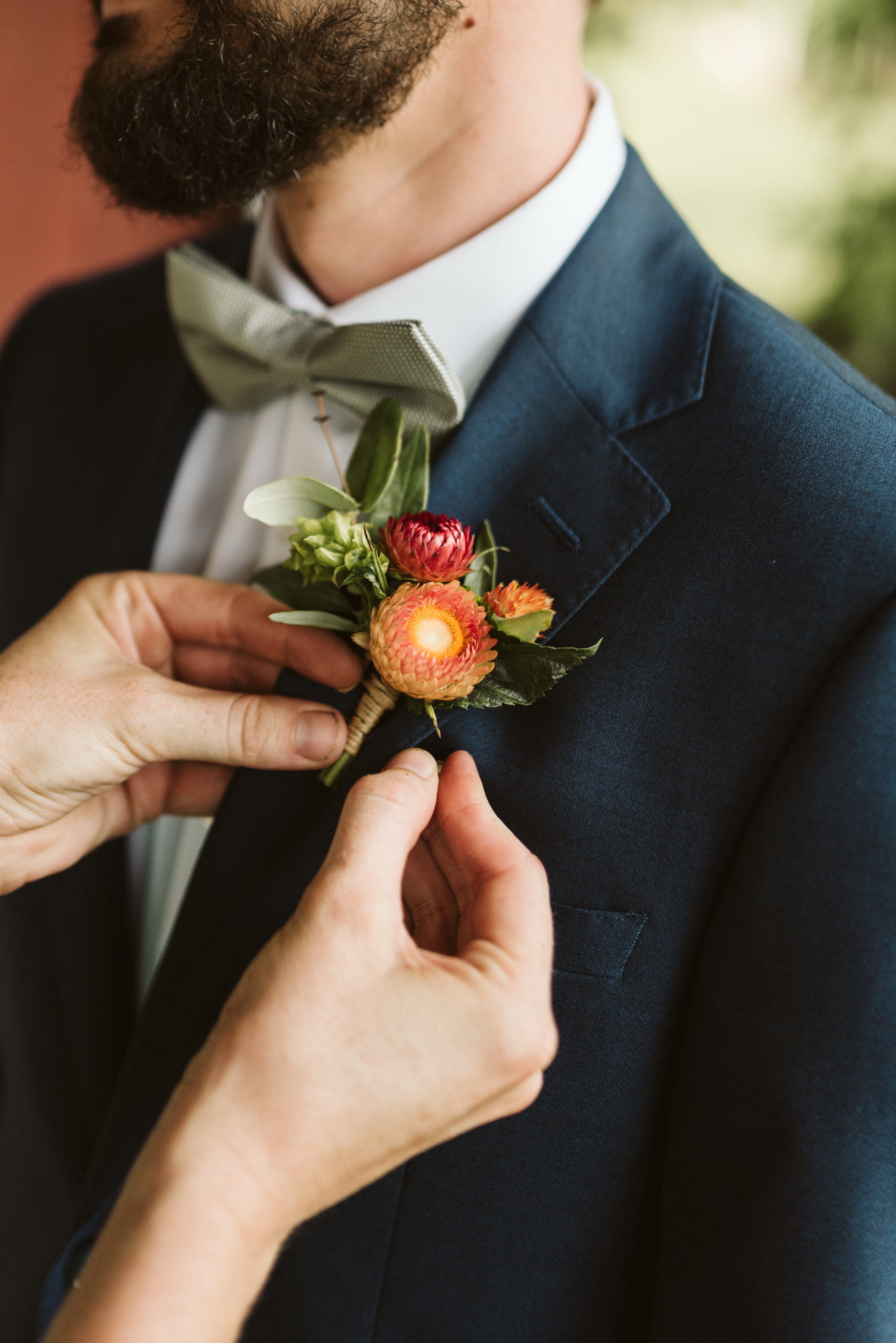 Rocklands Farm, Maryland, Intimate Wedding, Baltimore Wedding Photographer, Sungold Flower Co, Rustic, Romantic, Barn Wedding, Groom Getting Ready, Boutonniere