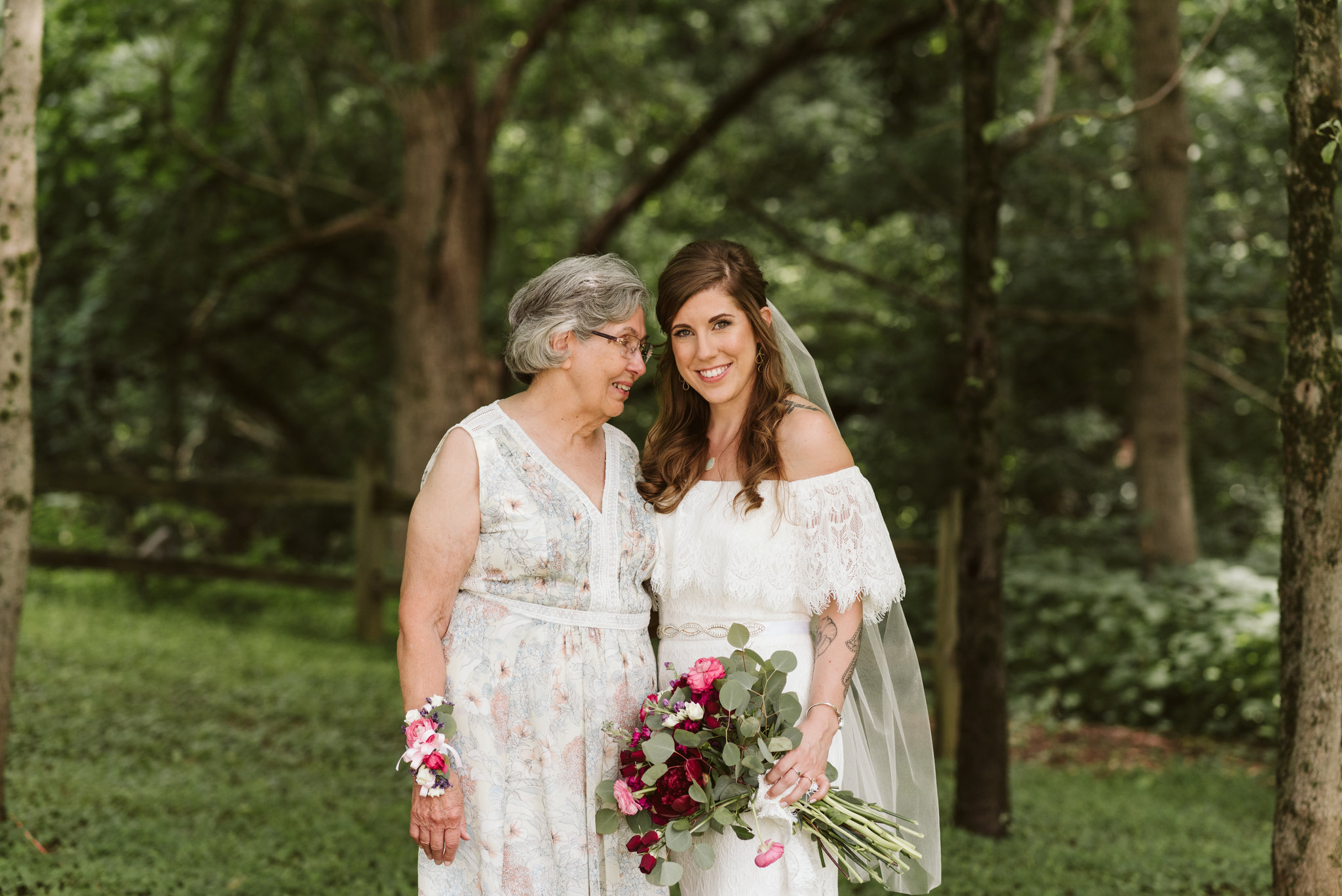 Annapolis, Quaker Wedding, Maryland Wedding Photographer, Intimate, Small Wedding, Vintage, DIY, Bride with Mother of the Bride, Portrait
