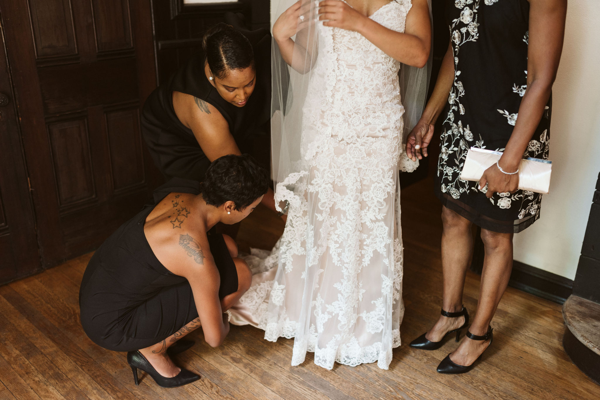  Baltimore, Maryland Wedding Photographer, Mount Vernon, Chase Court, Classic, Outdoor Ceremony, Garden, Romantic, Bridesmaids Helping Bride get Ready, Lace Wedding Dress 