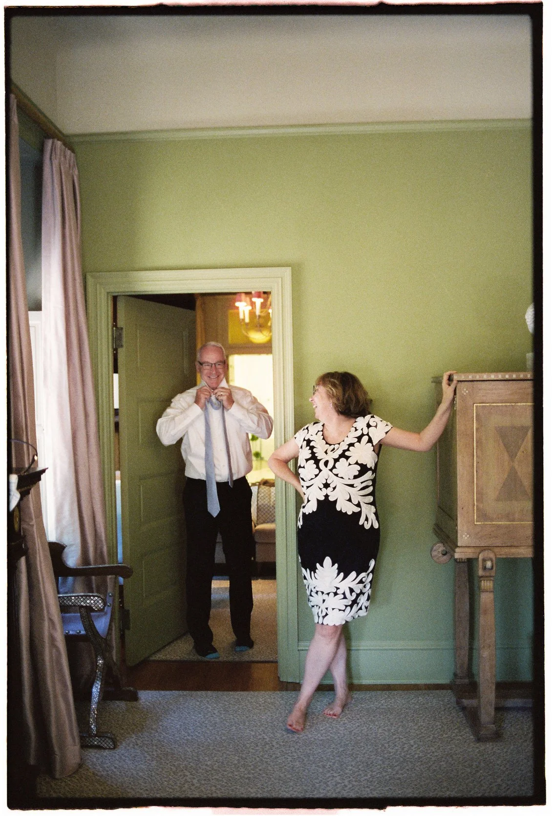 mckenzie elizabeth photography film wedding photographer london and dc  -34.jpg