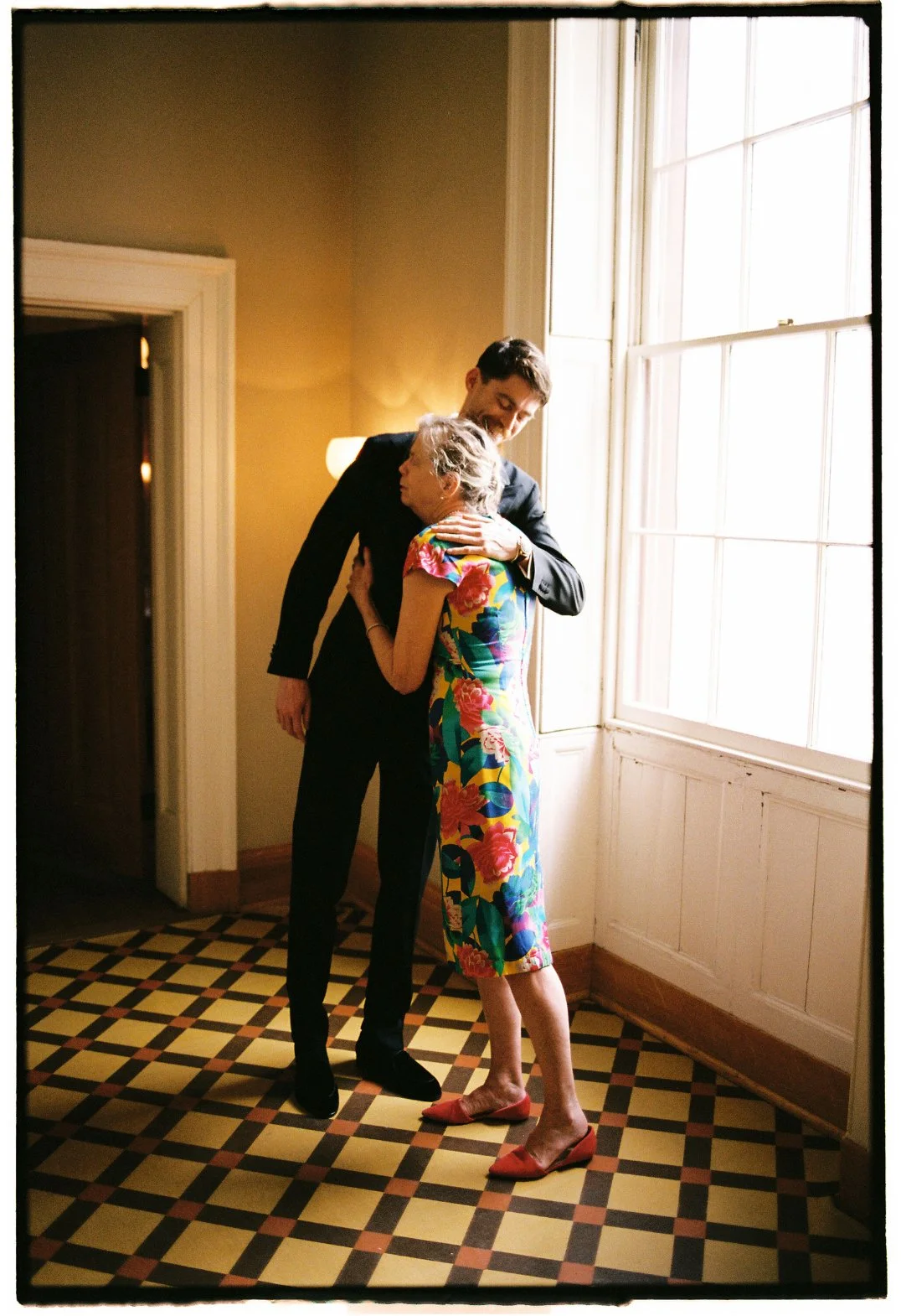 mckenzie elizabeth photography film wedding photographer london and dc  -112.jpg