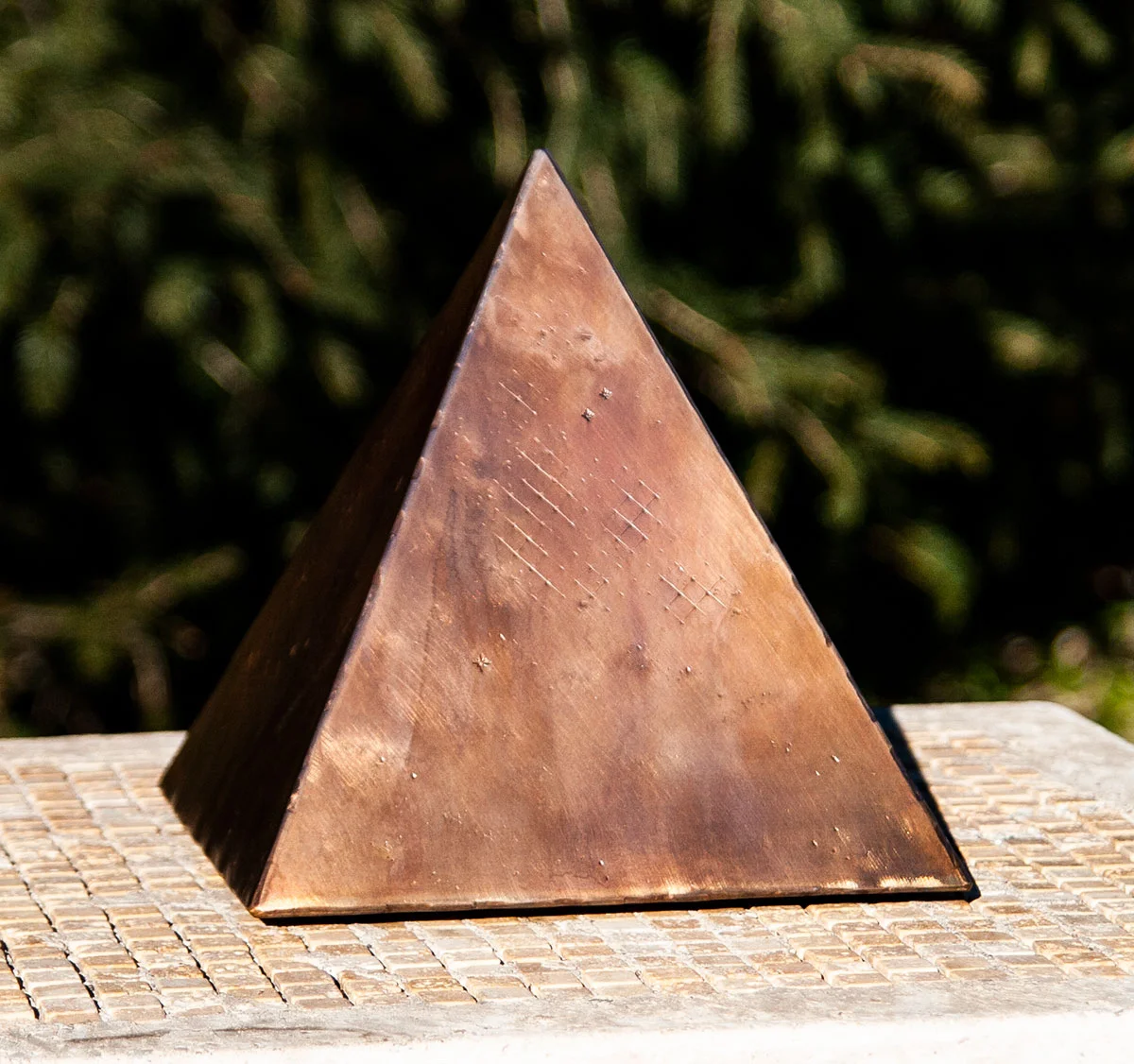 modern-bronze-cremation-urn-pyramid-a.jpg