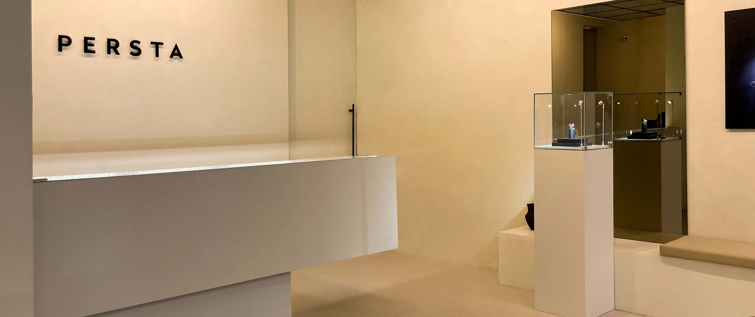 BOUTIQUE_PERTSA_3.jpg