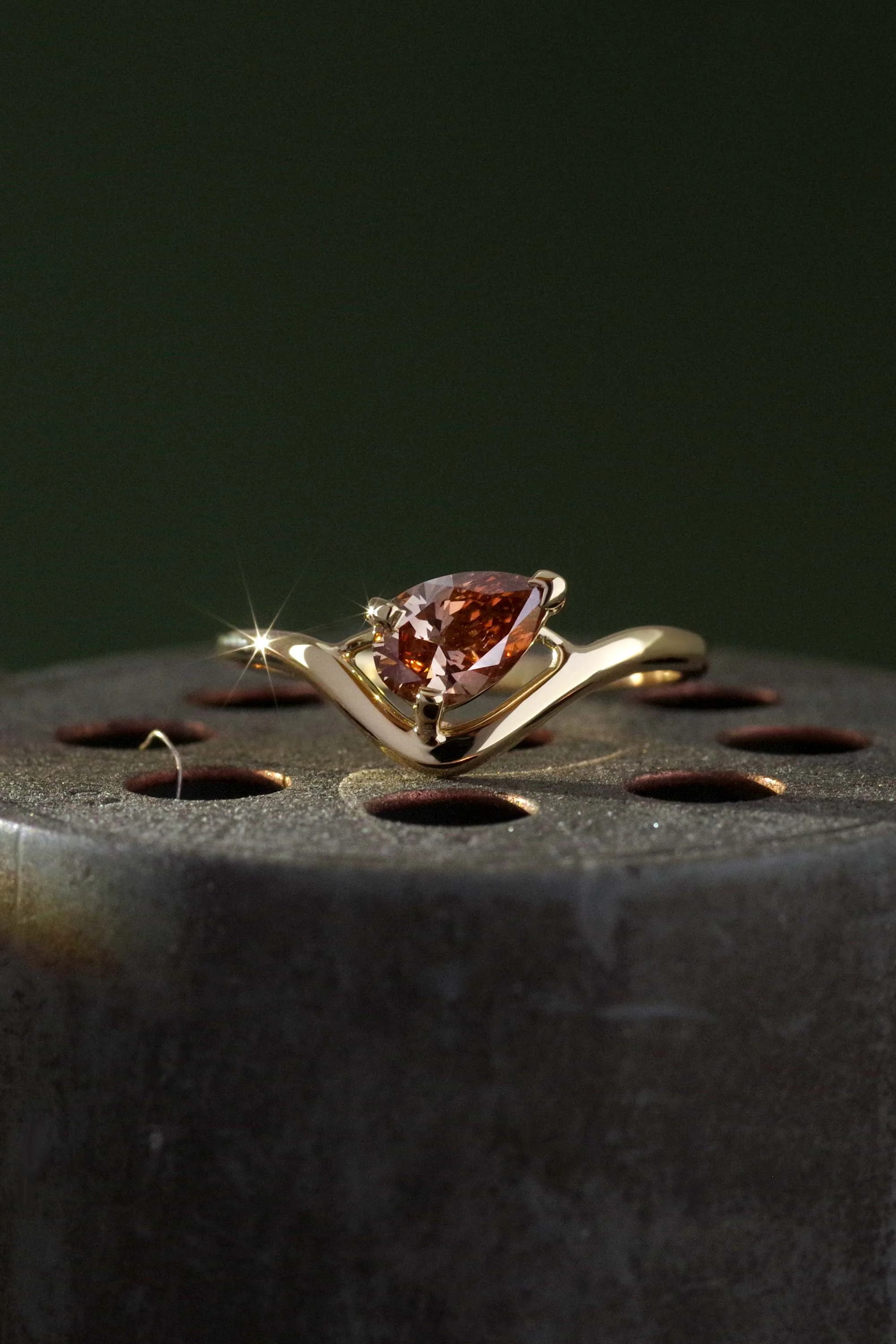 bague-fiançailles-parfaite-paris-organique-diamant-brin