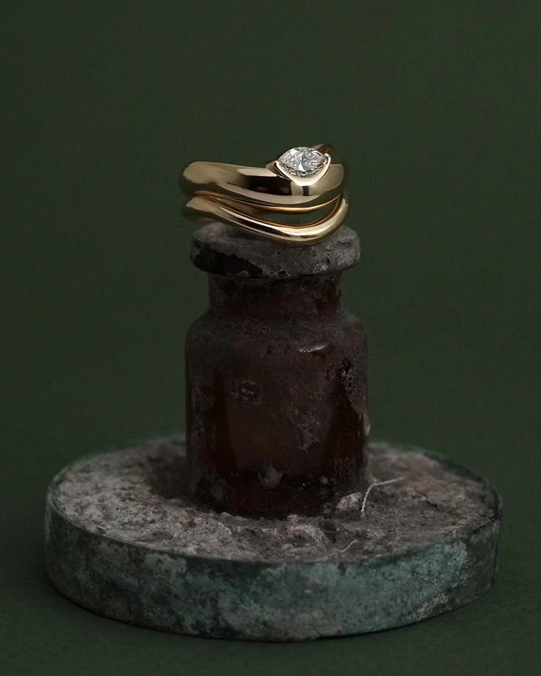 bague-fiançailles-parfaite-paris-organique-diamant-marquise