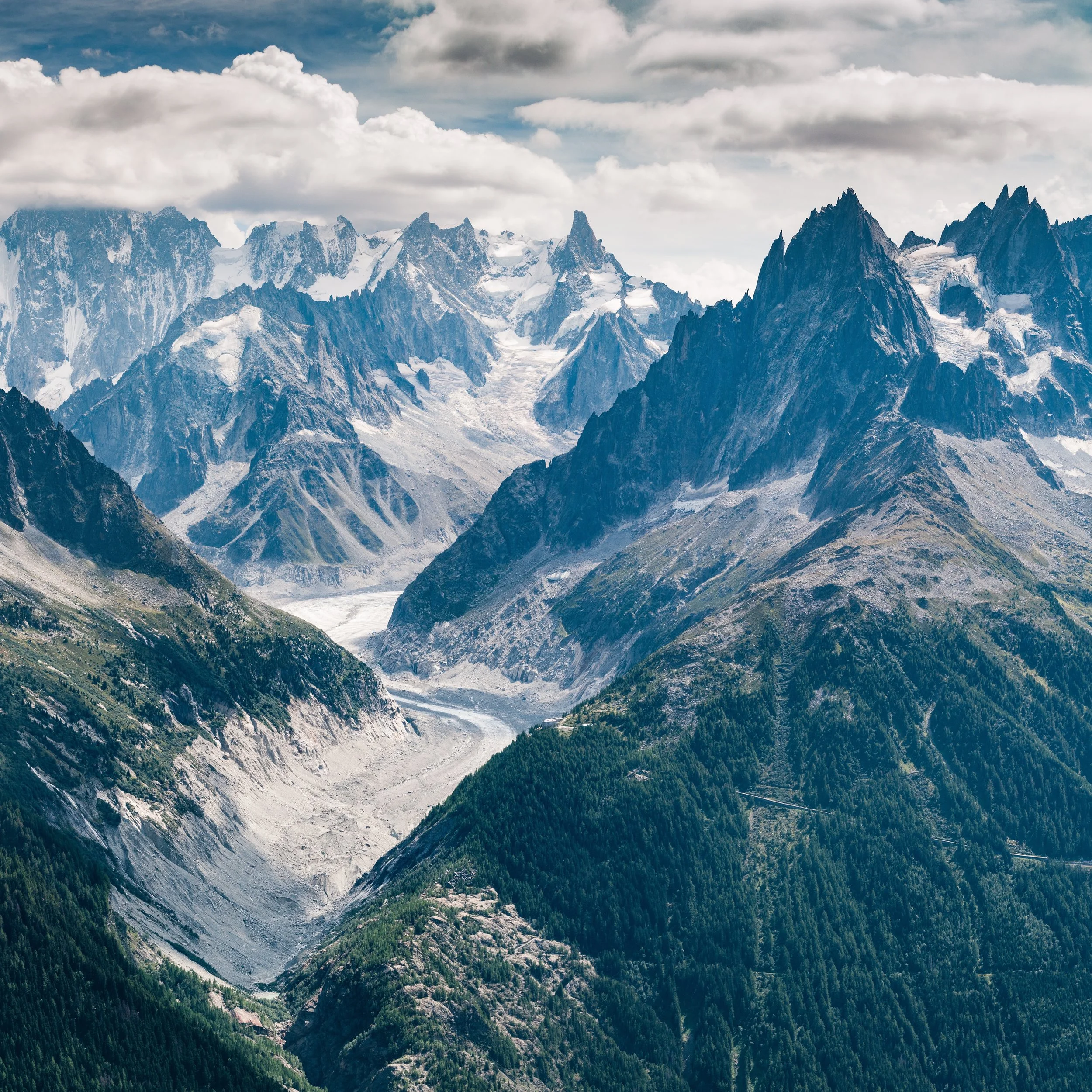 CD cover Mountain pic.jpg
