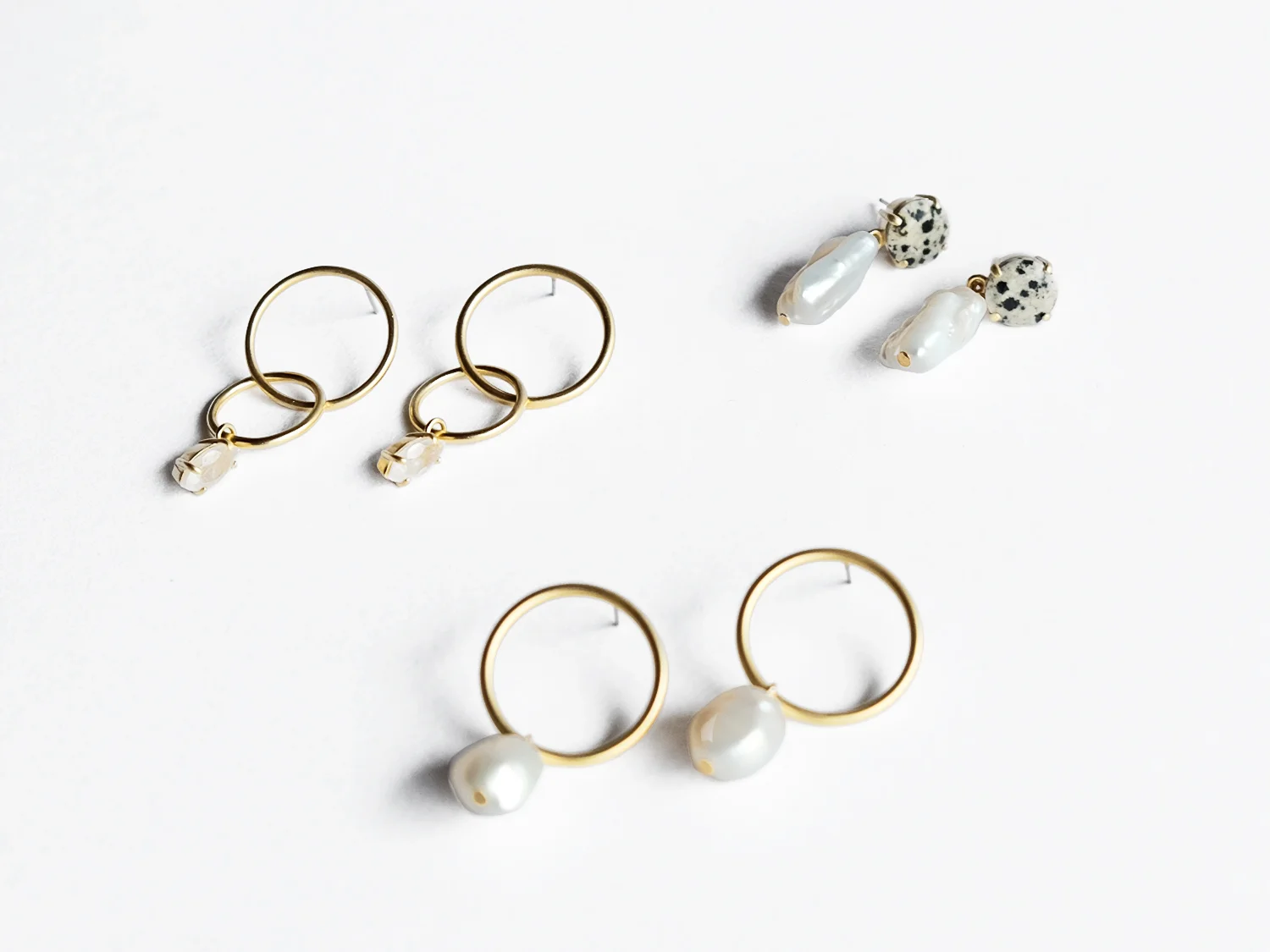 SG_Linked Crystal Drop Earring 3.jpg