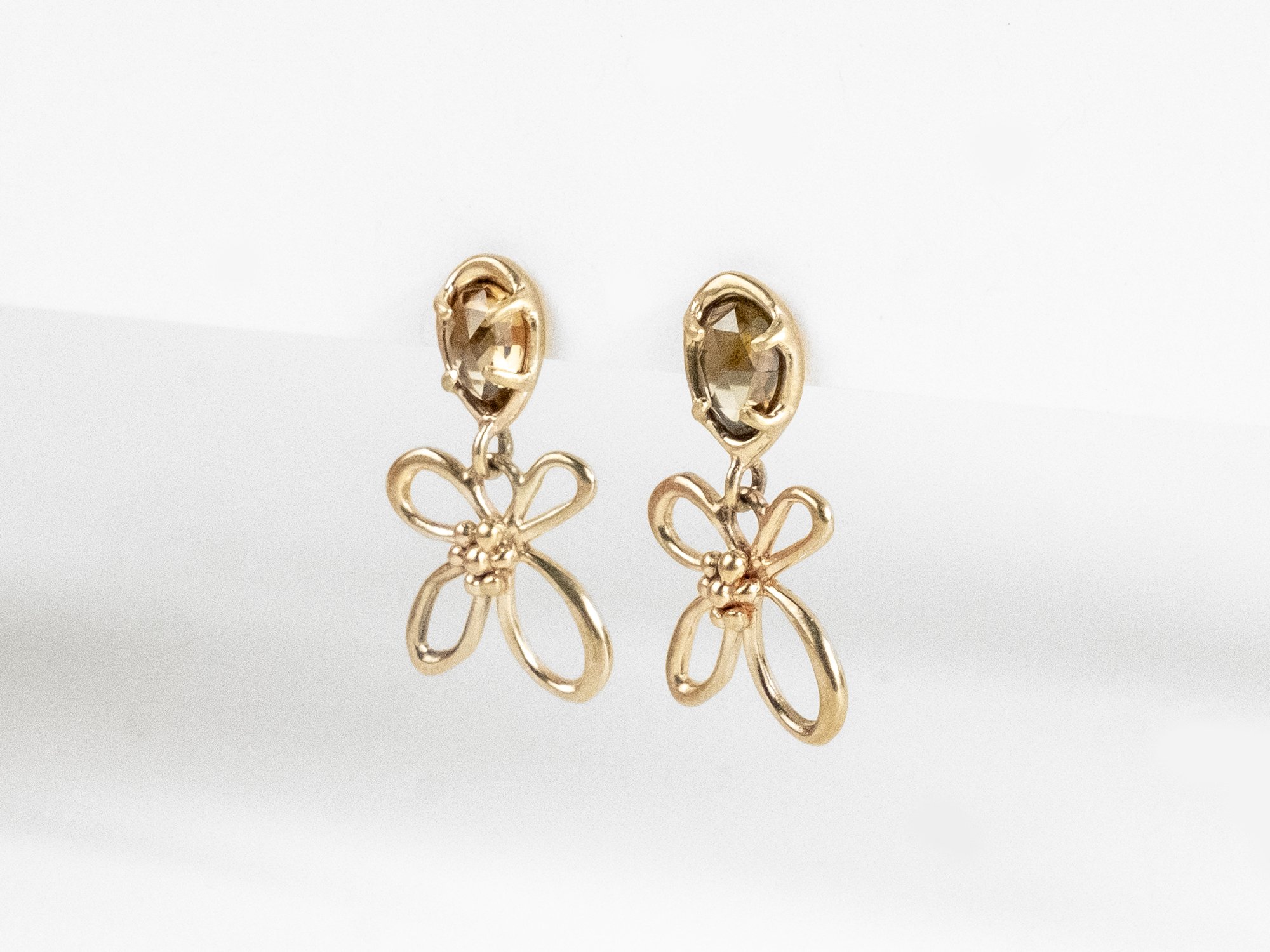 Flower Drop Earrings in 14k gold with zircon by Sara Golden Jewelry