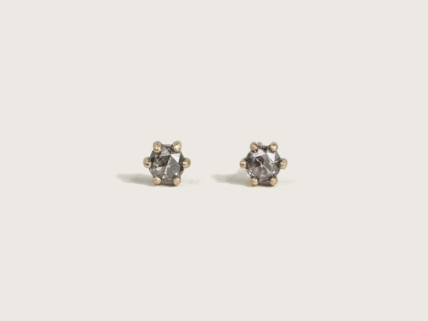 Small gray salt & pepper diamond stud earrings
