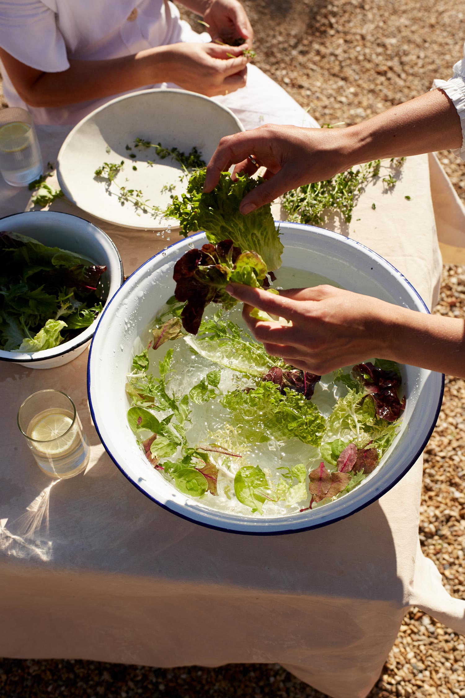 Washing-salad.jpg