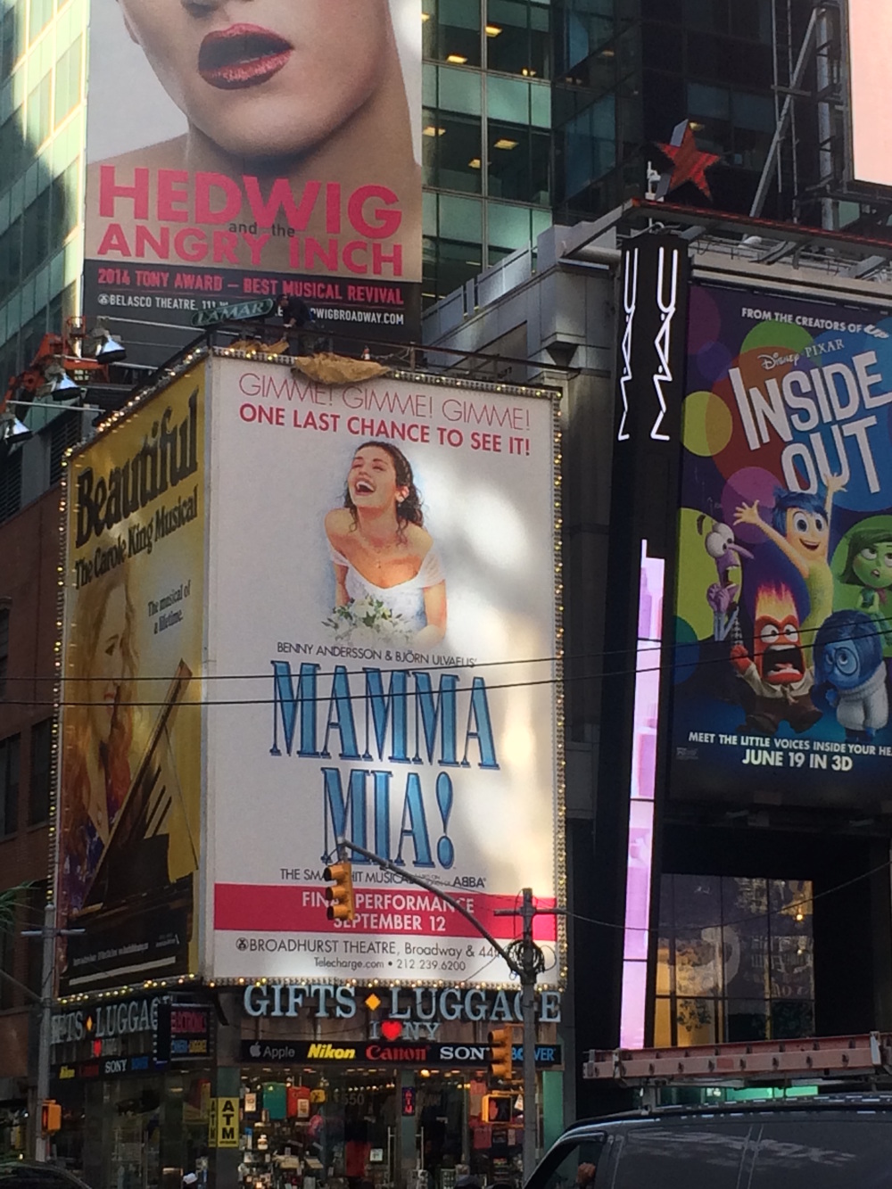 MM-Times-Square_9_1000.jpeg