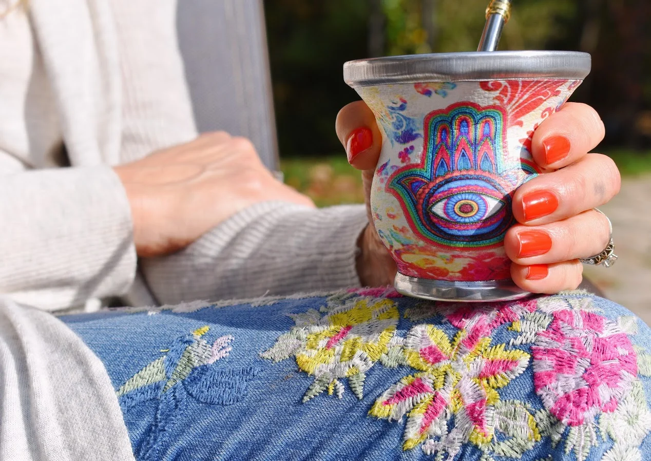mate hand.jpg