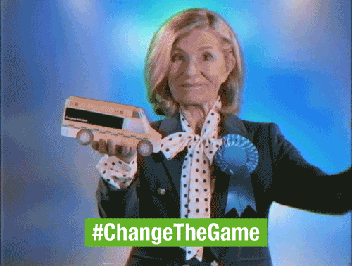 Green-party-NHS-ambulance.gif
