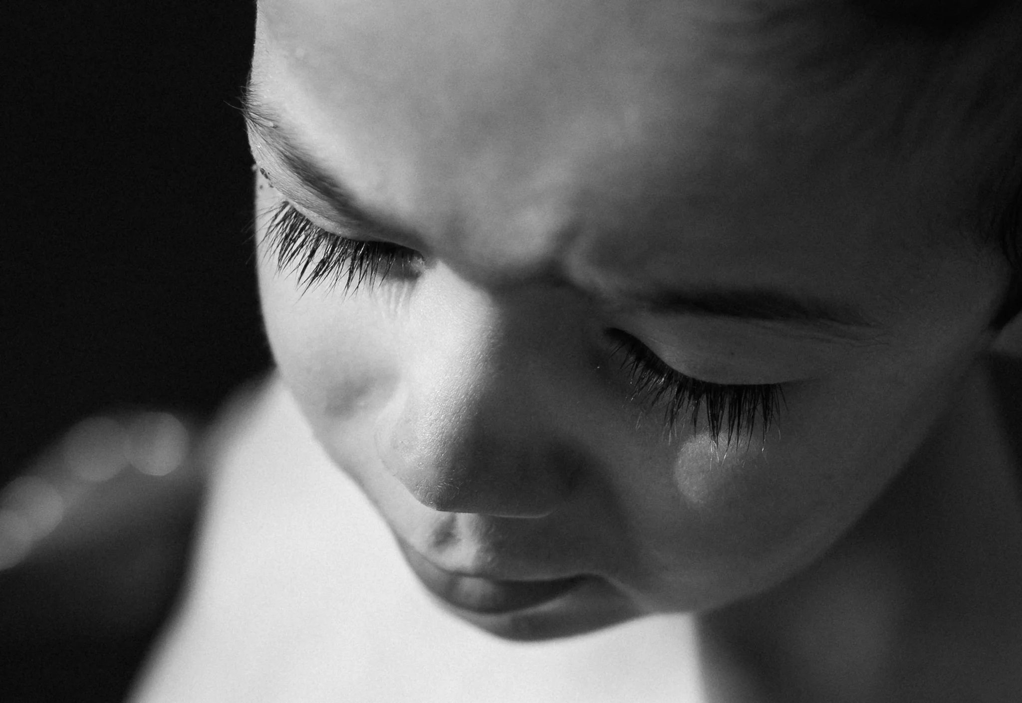ale lashes-1.jpg