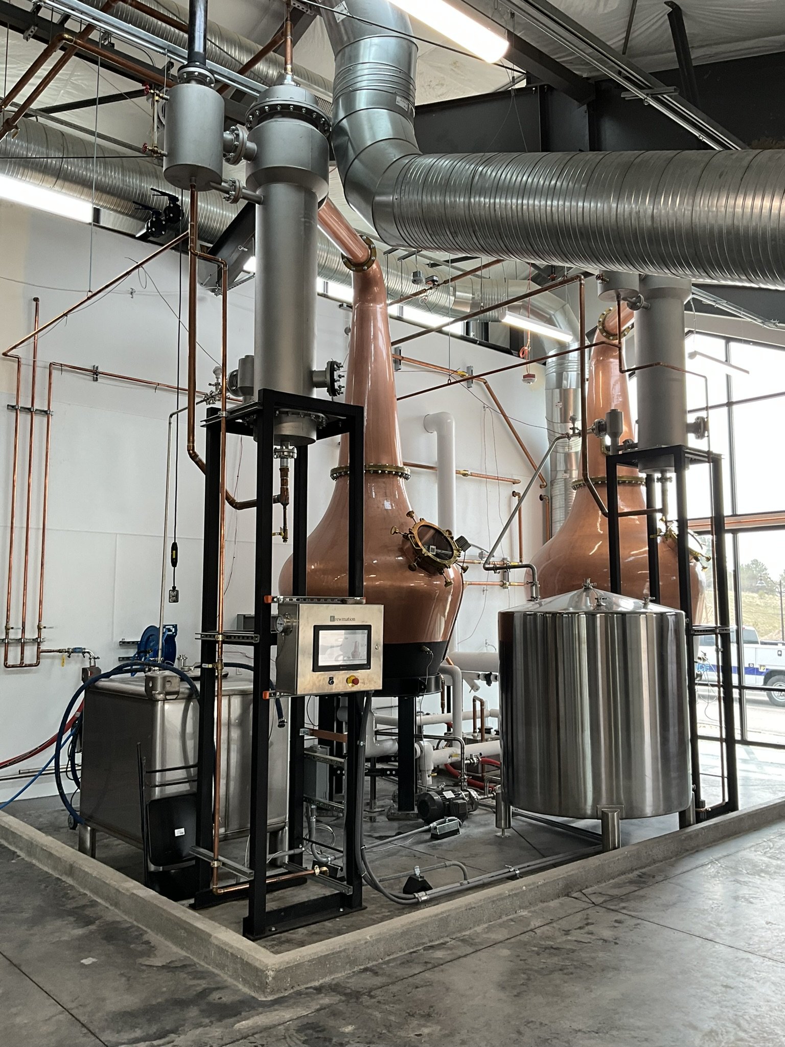 Photo distilling equipment (1).JPEG