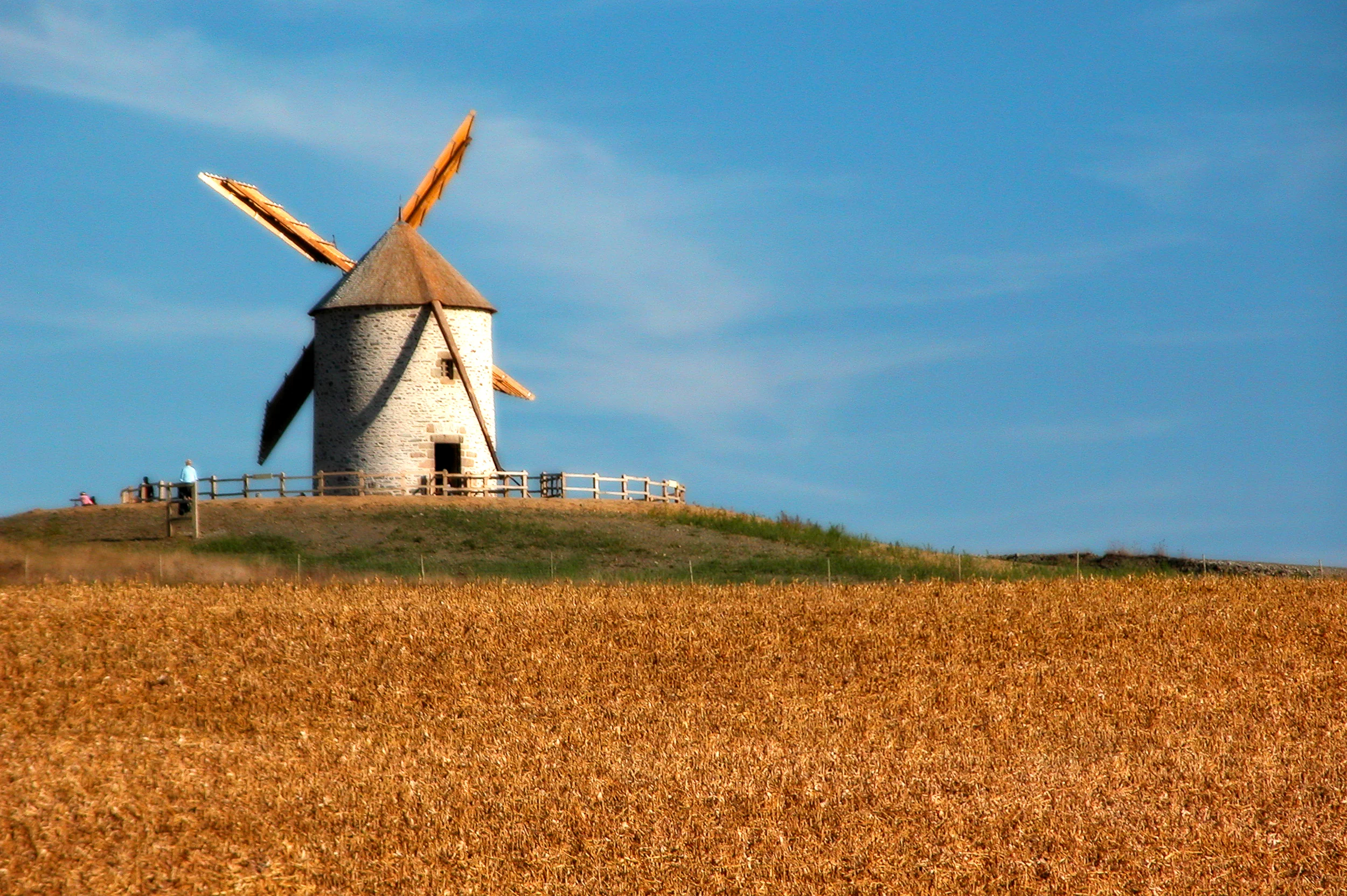 windmillgothic glow.jpg