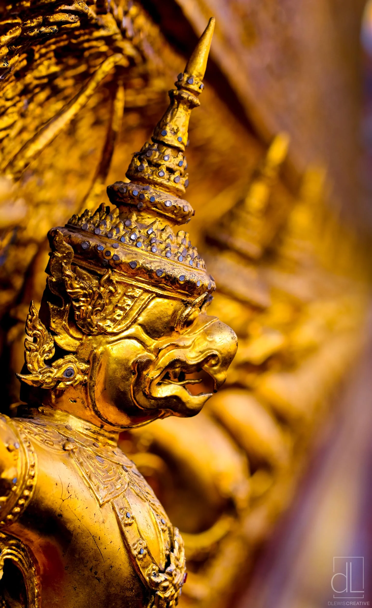 ThaiGriffin-3.jpg