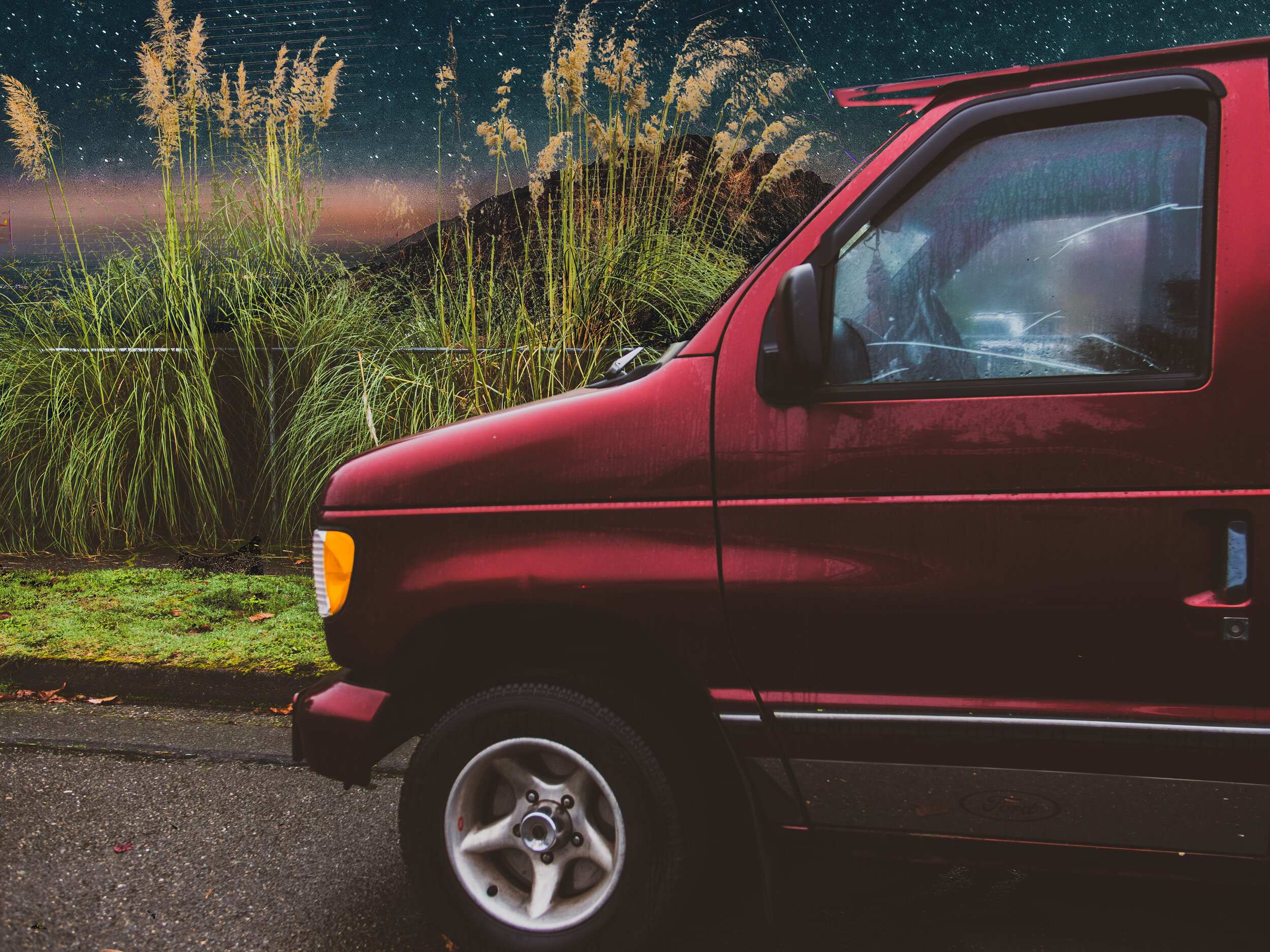 maroon van
