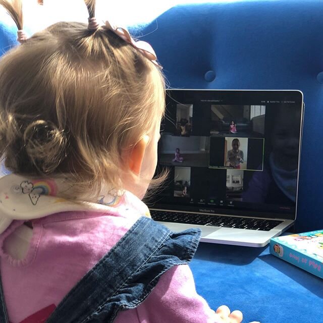 ☀️ The Summer Term is in full flow and baby Marley is loving dancing with Miss Georgia - I think we have a new Hummingbird Chick dancer! ☀️
.
.
.
#hummingbirdchicks #littledancers #preschool #ballet #dancing #hummingbirdonline #fromourhousetoyours #h