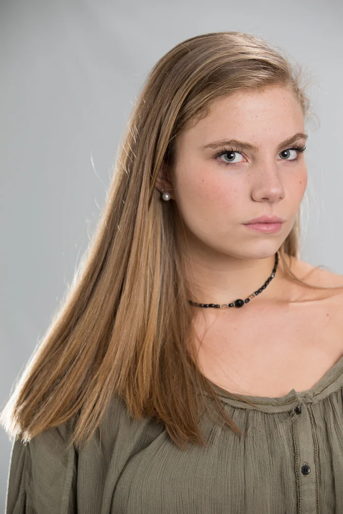 senior-portrait-olivia-2014-086-RT.jpg
