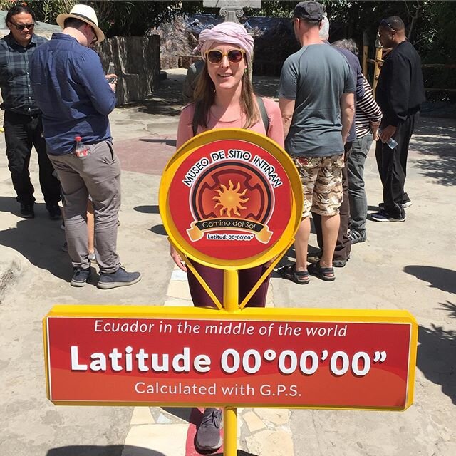 La Mitad del Mundo #ecuador #&auml;quator 
Die Mitte der Welt.
.
.
#Ecuador #southamerica #southamericantrip #ecuadortravel #panamericana #sunnyday #love #beautiful #travel #travelphotography #europetrip #travelling #travelgram #travelphotos #europe 