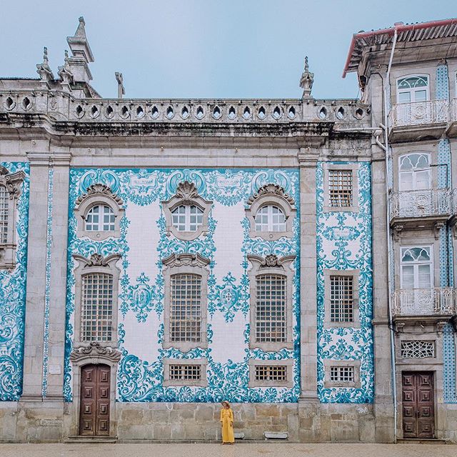 Memories of Portugal ✨ The signature blue and white tiles are forever embedded in my heart now ✨
