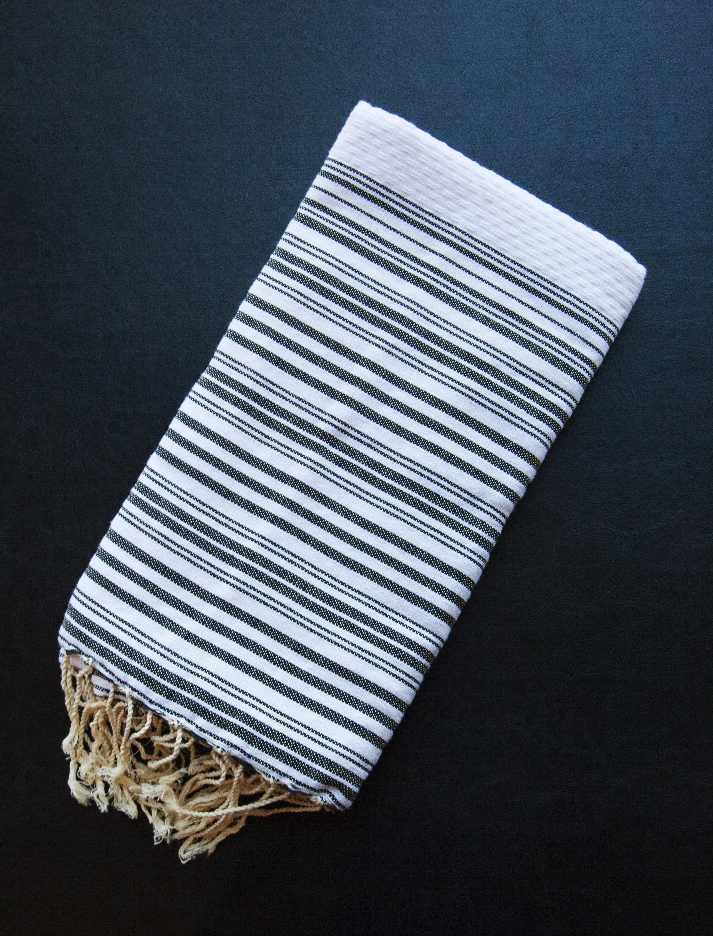 BLackWHIte_Fouta.jpg