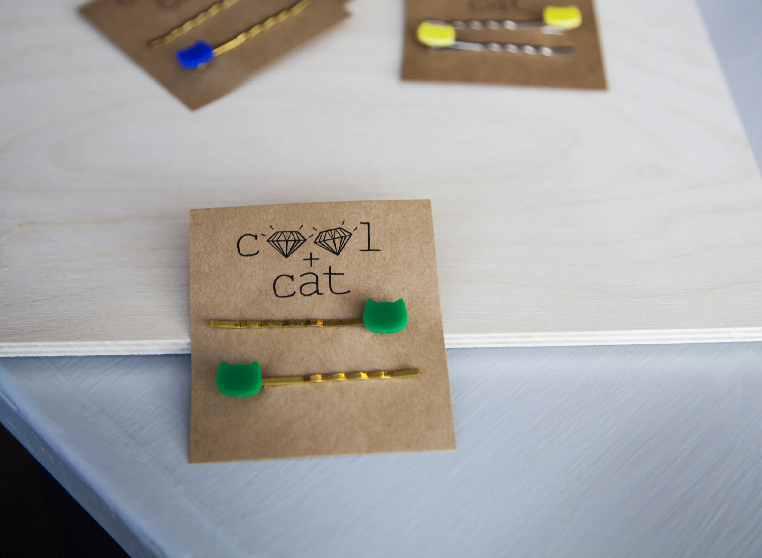 Green_Cat_Hairpin.jpg