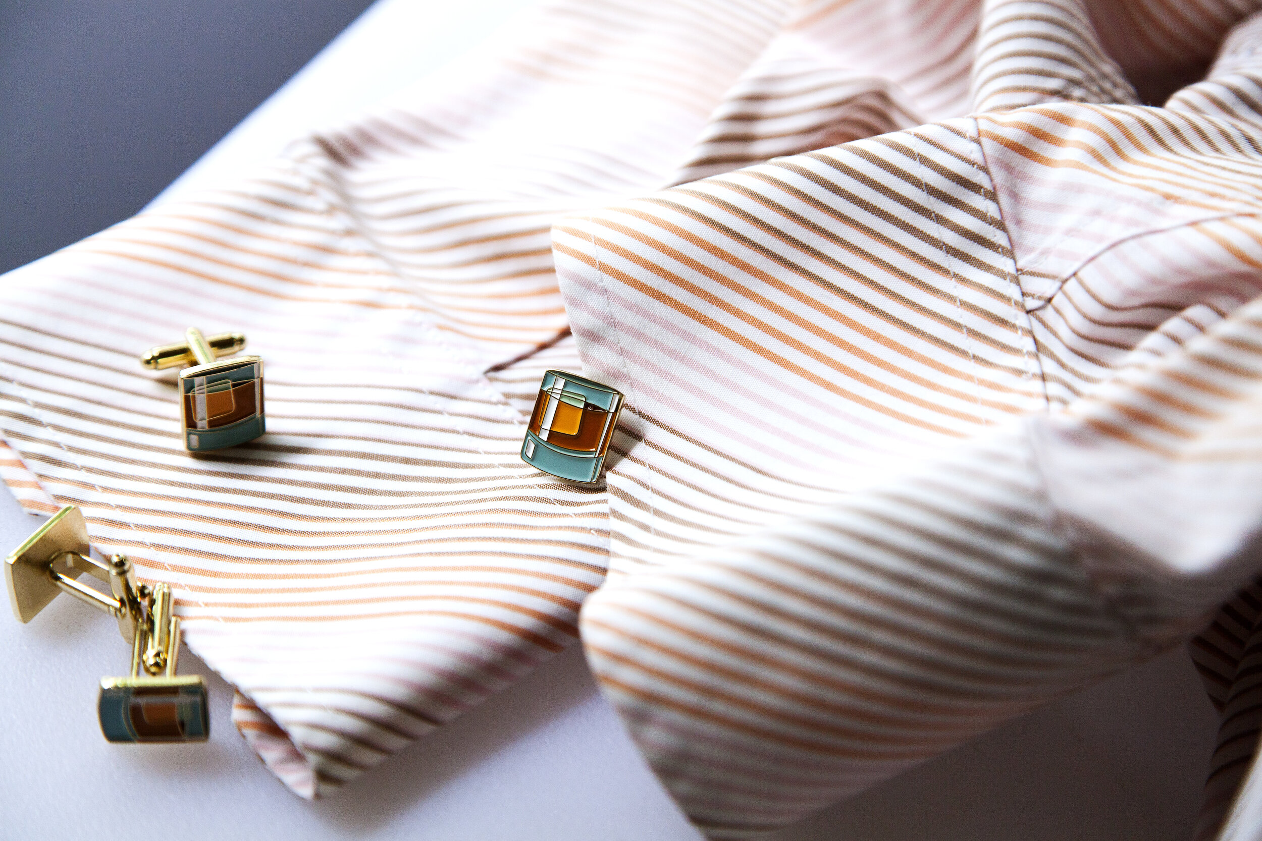 CloseUpCuffLinkStripes.jpg