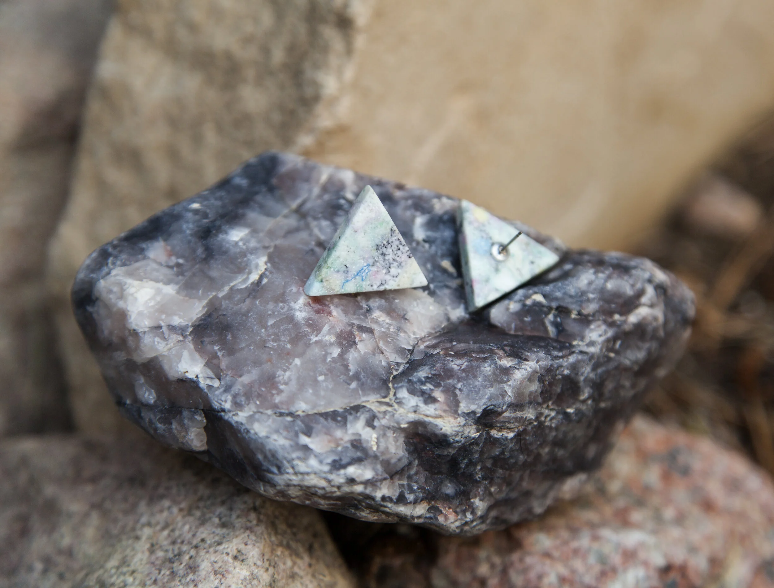TriangleEarringRock2.jpg